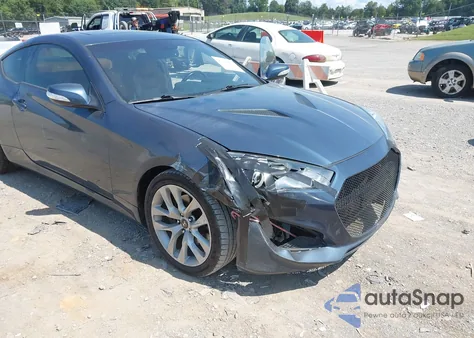 2013 Hyundai Genesis 3.8 Grand Touring z USA, uszkodzony, nr VIN KMHHU6KJ4DU081014
